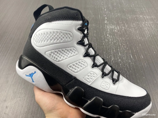 University CT8019-140 Blue Jordan 9 Air Retro 1207